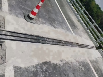 新罗伸缩缝更换后浇筑材料快速结构修补料速砼的产品特点及施工流程​